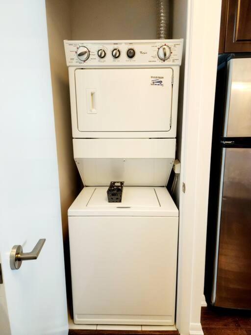 Lakeview Condo In Downtown With Free Parking. Toronto Exterior foto