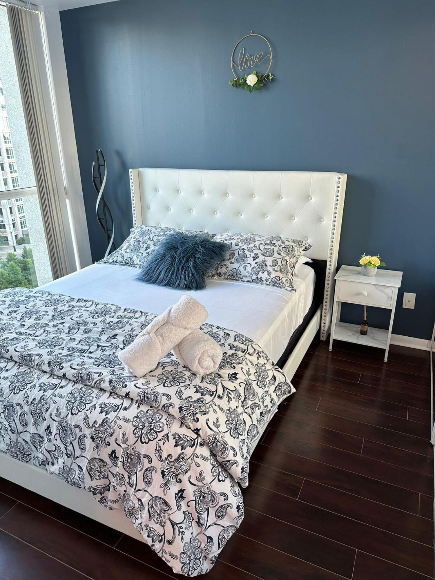 Lakeview Condo In Downtown With Free Parking. Toronto Exterior foto